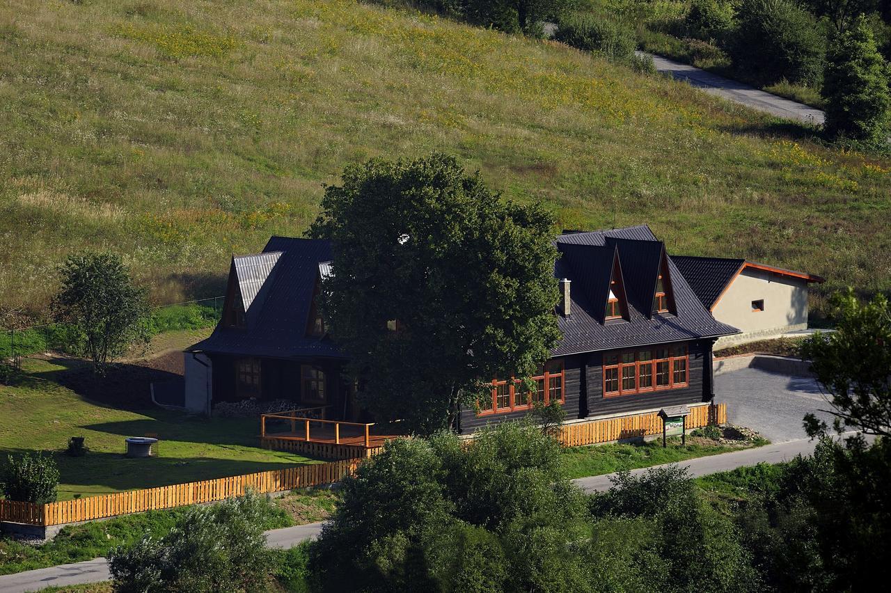 Penzion Manin Povazska Bystrica Ngoại thất bức ảnh
